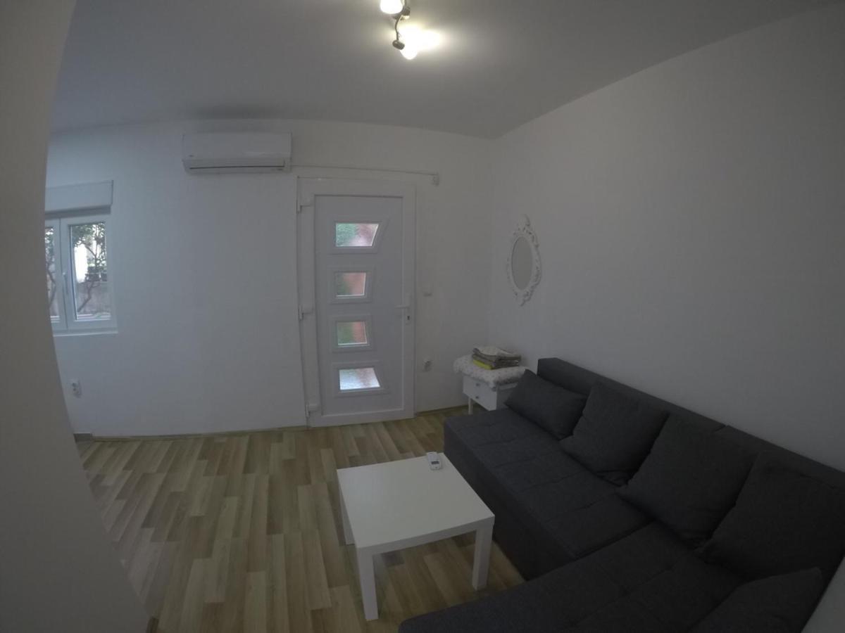 Готель Vila Angel Подаца Екстер'єр фото